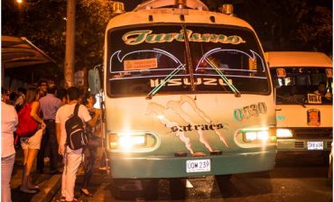 AMB crea cinco rutas de transporte urbano y pone en marcha plan de contingencia para atender crisis en Metrolínea