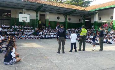 AMB desarrolla cronograma de sensibilización de comunidades del área metropolitana en el marco de celebración del Día Mundial de la Tierra