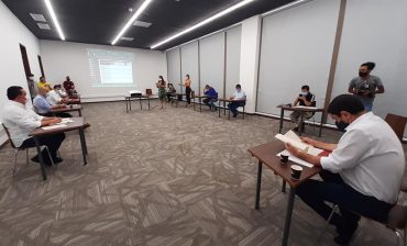 Por votación unánime de la Junta Metropolitana, este viernes 27 de noviembre fue elegido como Director General del AMB el arquitecto Álvaro Pinto Serrano