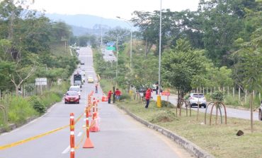 Avanzan obras complementarias y reparación de hundimientos en el tramo 2 de la Transversal El Bosque, con plan de manejo de tráfico incluido